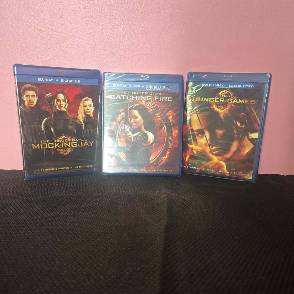 Lionsgate The Hunger Games 3-Movie Blu-ray Lot